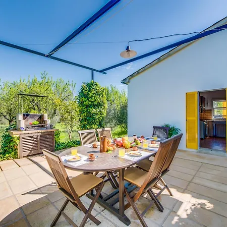With Pool In Mallorca Selva (Mallorca)